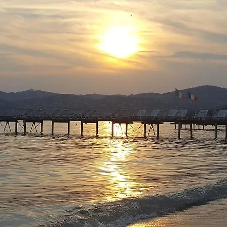 Center Of Les Pins, 3 - Private Parking * Juan-les-Pins